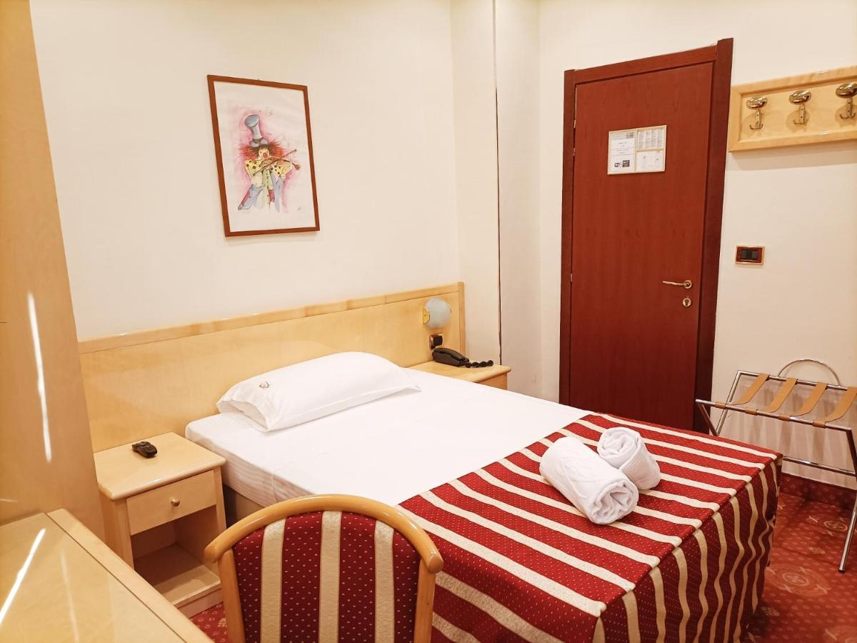 Fiorella Hotel Milano