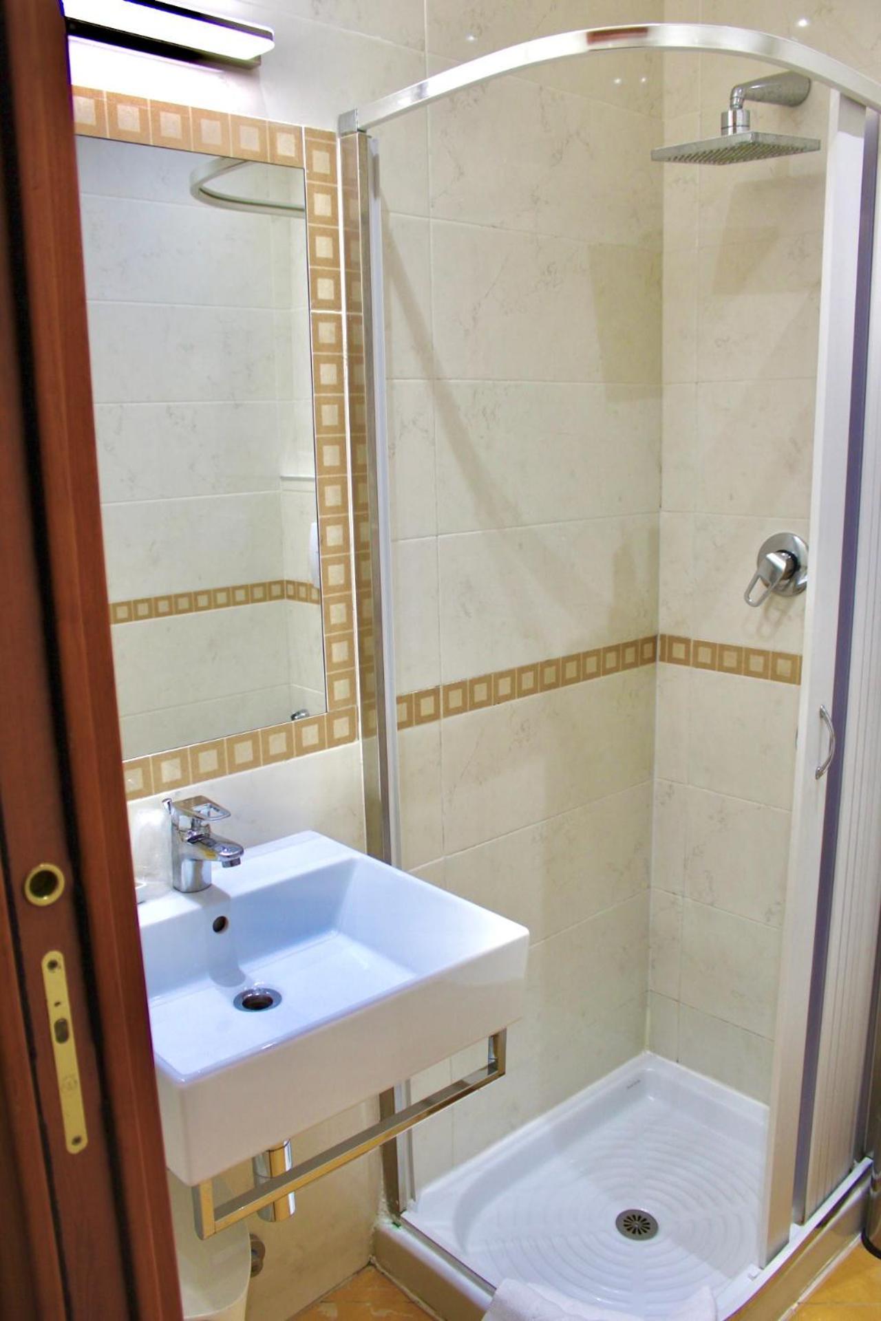 Fiorella 3* Milano